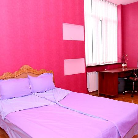 Apartment On 11 Amiryan Street Erivan Dış mekan fotoğraf