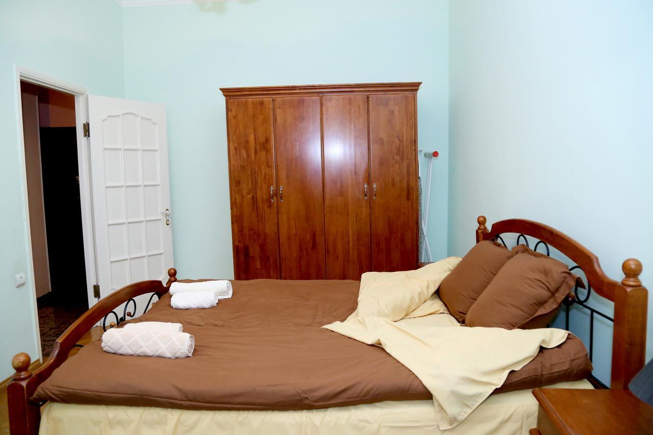 Apartment On 11 Amiryan Street Erivan Dış mekan fotoğraf
